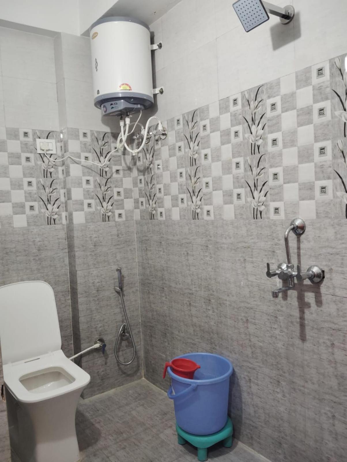 Jbk Hotel Mussoorie- Near Jw Marriott Hotel 외부 사진